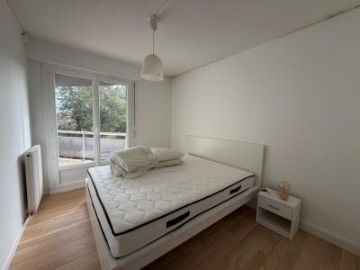 Louer Appartement 42 m2 Talence