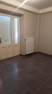 For rent Villenave-d'ornon 51 rooms 51 m2 Gironde (33140) photo 4