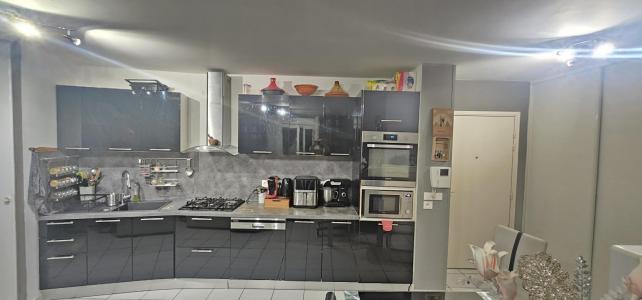 For sale Venissieux 4 rooms 75 m2 Rhone (69200) photo 0