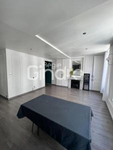 Louer Appartement Lyon-4eme-arrondissement 900 euros