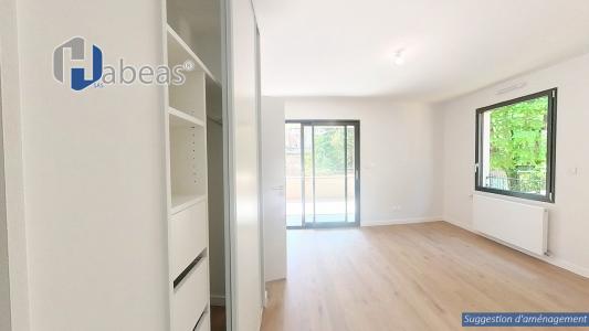 For sale Ecully 4 rooms 103 m2 Rhone (69130) photo 2