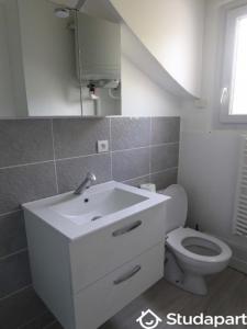 Louer Appartement Troyes 445 euros