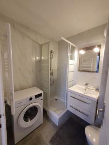 For rent Bagnolet 1 room 30 m2 Seine saint denis (93170) photo 0