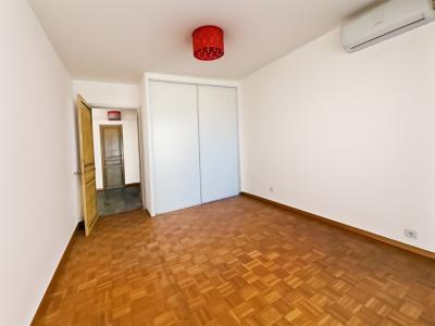 For sale Cagnes-sur-mer 2 rooms 51 m2 Alpes Maritimes (06800) photo 2