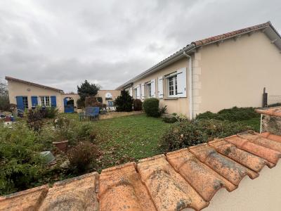 Acheter Maison Confolens 229240 euros