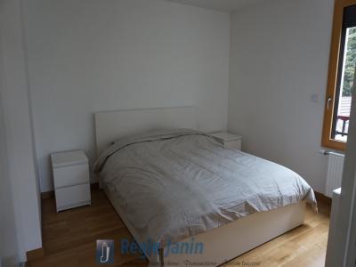 Louer Appartement Tassin-la-demi-lune 896 euros
