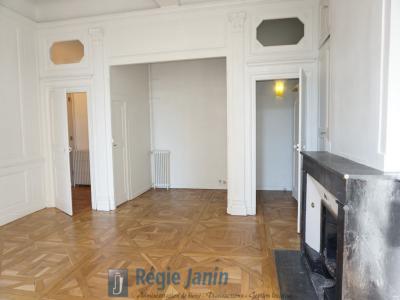 Louer Appartement 123 m2 Lyon-2eme-arrondissement