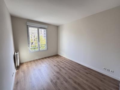 For rent Lyon-7eme-arrondissement 3 rooms 70 m2 Rhone (69007) photo 3
