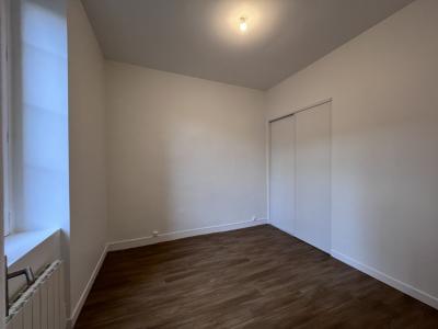 Louer Appartement Lyon-4eme-arrondissement 985 euros