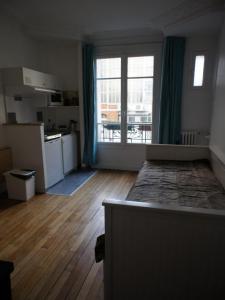 For rent Paris-17eme-arrondissement 1 room 18 m2 Paris (75017) photo 1
