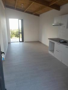 For rent Avirons 2 rooms 36 m2 Reunion (97425) photo 2