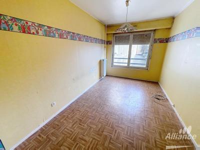 For sale Montbeliard 4 rooms 79 m2 Doubs (25200) photo 1