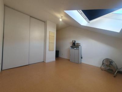 For rent Lyon-3eme-arrondissement 1 room 15 m2 Rhone (69003) photo 3