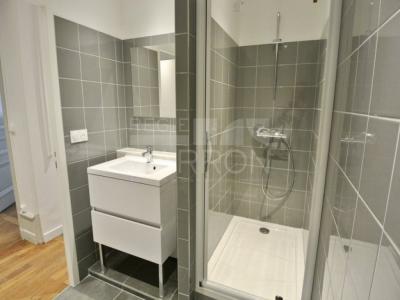 Louer Appartement Saint-etienne 851 euros
