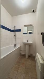 For sale 2 rooms 38 m2 Puy de dome (63300) photo 3