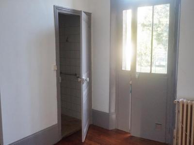 For sale CENTRE VILLE 2 rooms 36 m2 Yonne (89100) photo 2