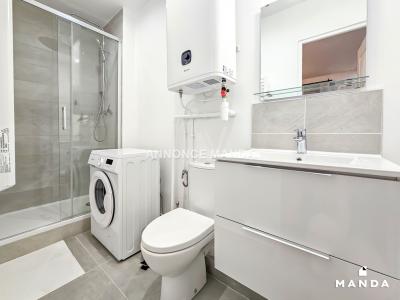 Louer Appartement 18 m2 Paris-17eme-arrondissement