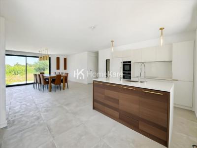 For sale Cazeres 4 rooms 102 m2 Haute garonne (31220) photo 0