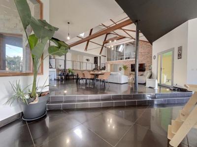 Acheter Maison 300 m2 Chambost-longessaigne