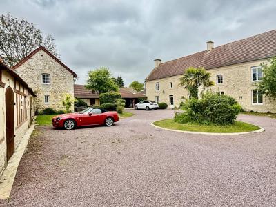 For sale Bayeux 16 rooms 370 m2 Calvados (14400) photo 1