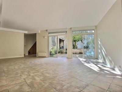 Acheter Immeuble 210 m2 Bordeaux