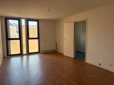 For rent Chatre 3 rooms 70 m2 Indre (36400) photo 0