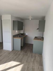 For rent Cormelles-le-royal 2 rooms 38 m2 Calvados (14123) photo 2