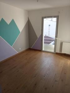 For rent Amberieux-en-dombes 4 rooms 83 m2 Ain (01330) photo 2