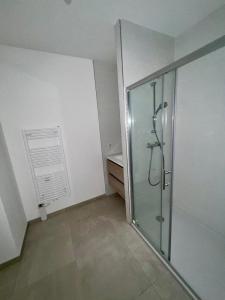 For rent Levallois-perret 2 rooms 46 m2 Hauts de Seine (92300) photo 4