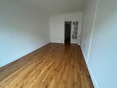 For rent Paris-12eme-arrondissement 4 rooms 78 m2 Paris (75012) photo 1