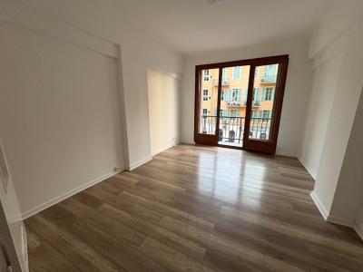 For rent Nice 3 rooms 53 m2 Alpes Maritimes (06300) photo 3