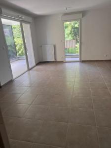 For rent Grenoble 4 rooms 78 m2 Isere (38000) photo 2