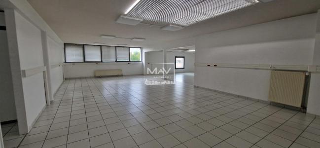 For rent Wattrelos 3 rooms 170 m2 Nord (59150) photo 3