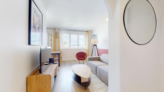 For rent Clichy 5 rooms 79 m2 Hauts de Seine (92110) photo 3