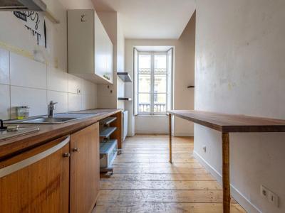 For sale Bordeaux 2 rooms 61 m2 Gironde (33000) photo 2