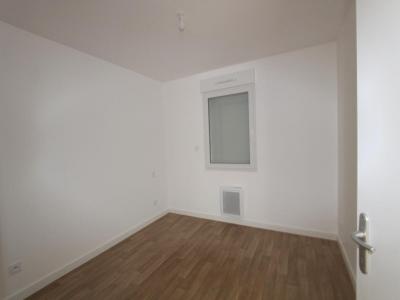 For rent Pellerin 4 rooms 78 m2 Loire atlantique (44640) photo 3