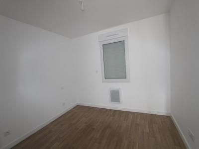 For rent Pellerin 4 rooms 78 m2 Loire atlantique (44640) photo 4