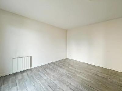 For sale Noisy-le-grand 2 rooms 32 m2 Seine saint denis (93160) photo 4