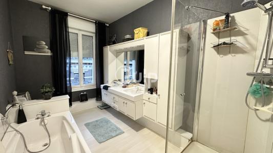 For sale Bruay-la-buissiere 9 rooms 204 m2 Pas de calais (62700) photo 2