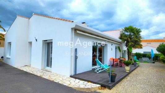 For sale Olonne-sur-mer 4 rooms 99 m2 Vendee (85340) photo 0
