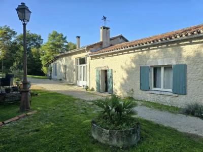 For sale Verteillac 5 rooms 146 m2 Dordogne (24320) photo 2