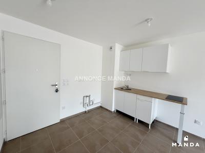 For rent Marseille-14eme-arrondissement 2 rooms 33 m2 Bouches du Rhone (13014) photo 2