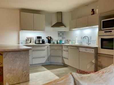 For sale Lons-le-saunier 5 rooms 130 m2 Jura (39000) photo 2