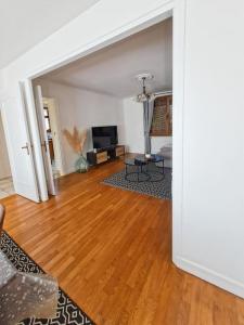 For sale Chalons-en-champagne 5 rooms 85 m2 Marne (51000) photo 2