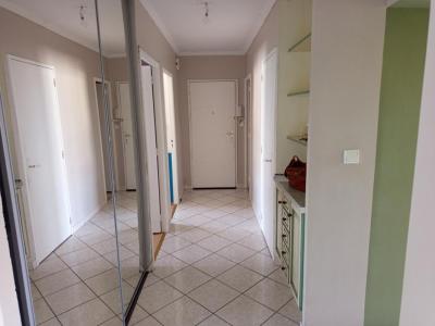 For sale Donzere 4 rooms 71 m2 Drome (26290) photo 3