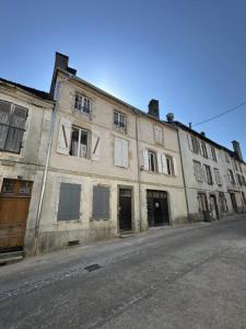 Annonce Vente Immeuble Saint-yrieix-la-perche 87