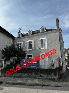 For sale Saint-yrieix-la-perche 3 rooms 86 m2 Haute vienne (87500) photo 0