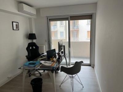 Louer Bureau Bastia 19140 euros