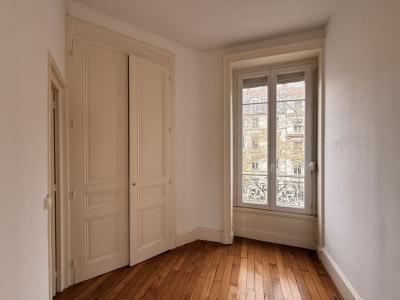 Louer Appartement Lyon-3eme-arrondissement Rhone