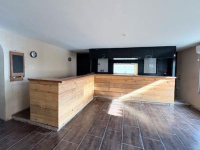 Louer Commerce 130 m2 Lasbordes
